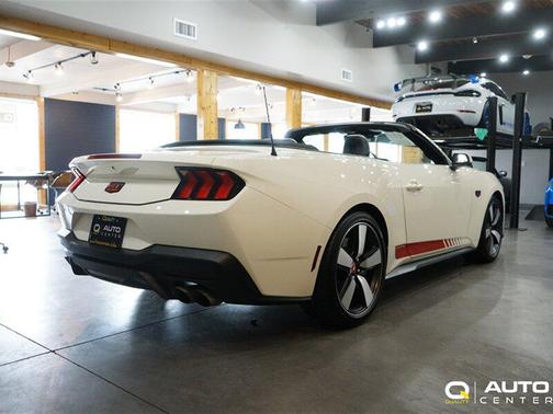Wimbledon White 2025 Ford Mustang GT Premium