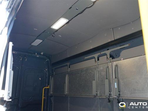 2022 Ford Transit-250 Base