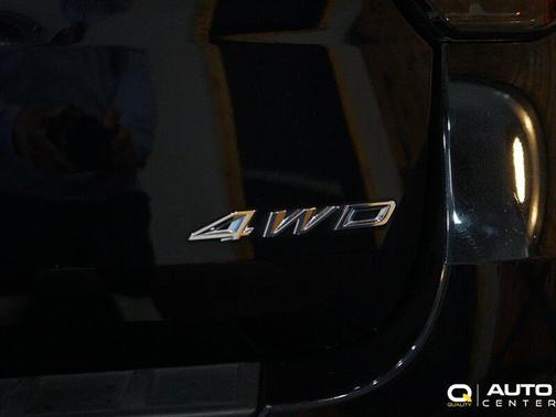 Agate Black Metallic 2025 Ford Explorer Active