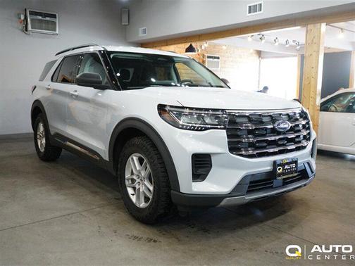 Space White 2025 Ford Explorer Active