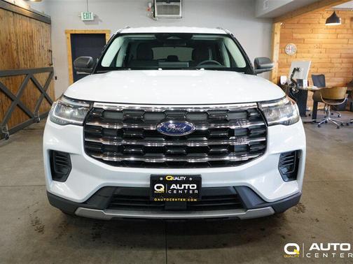 Space White 2025 Ford Explorer Active
