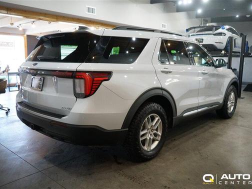 Space White 2025 Ford Explorer Active