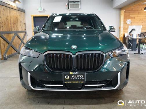 Oxford Green Metallic 2025 BMW X5 xDrive40i