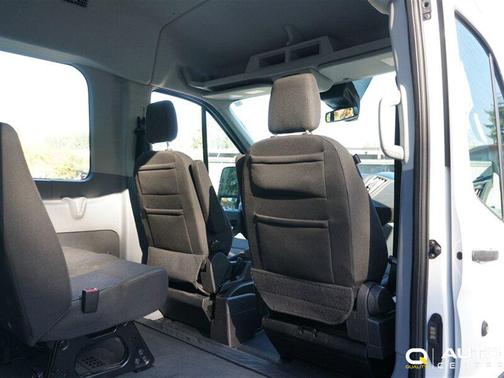 2018 Ford Transit-150 XL
