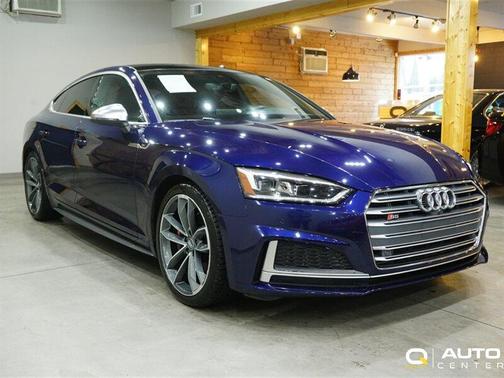 Photo 3 of 35 of 2018 Audi S5 3.0T Prestige