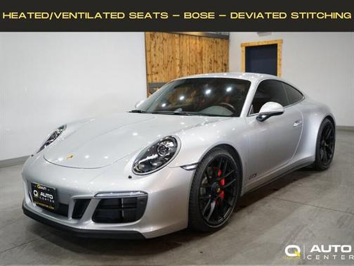2019 Porsche 911 Carrera 4 GTS