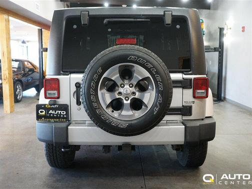 2012 Jeep Wrangler Sahara