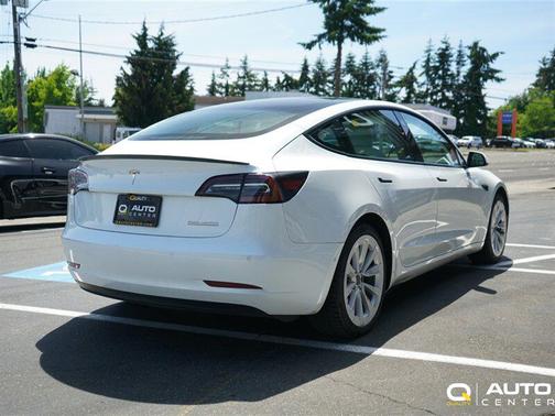 Pearl White Multi-Coat 2021 Tesla Model 3 Performance