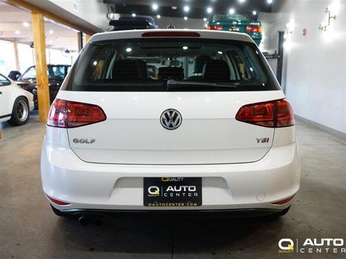 2017 Volkswagen Golf TSI SE 4-Door