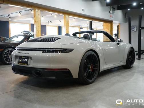 2022 Porsche 911 Carrera GTS