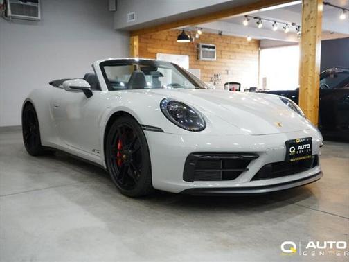 2022 Porsche 911 Carrera GTS