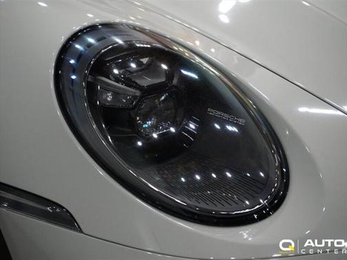 2022 Porsche 911 Carrera GTS