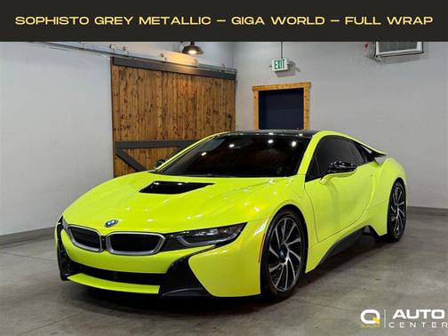 Green 2016 BMW i8 Base