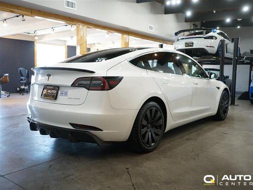 Pearl White Multi-Coat 2019 Tesla Model 3 Long Range