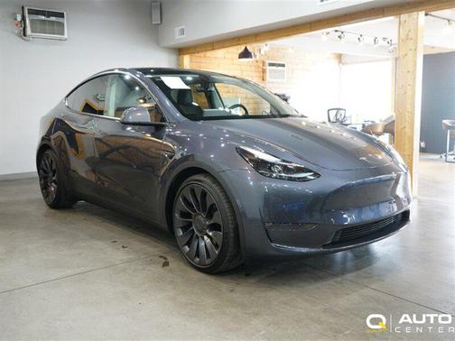 Midnight Silver Metallic 2022 Tesla Model Y Performance Dual Motor All-Wheel Drive