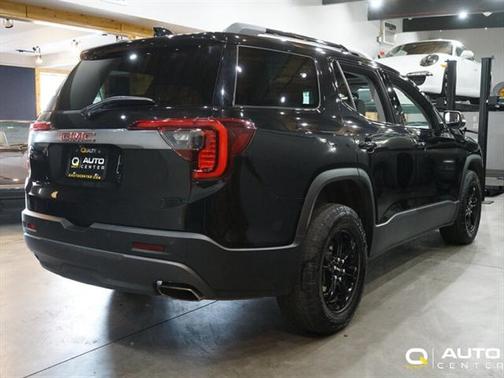 2021 GMC Acadia AWD AT4