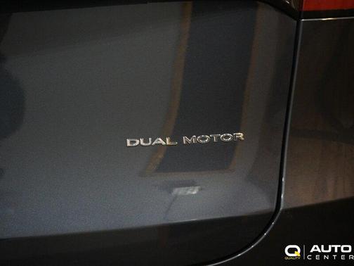 Midnight Silver Metallic 2022 Tesla Model Y Long Range Dual Motor All-Wheel Drive