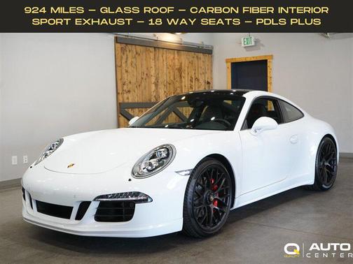 2015 Porsche 911 Carrera 4 GTS