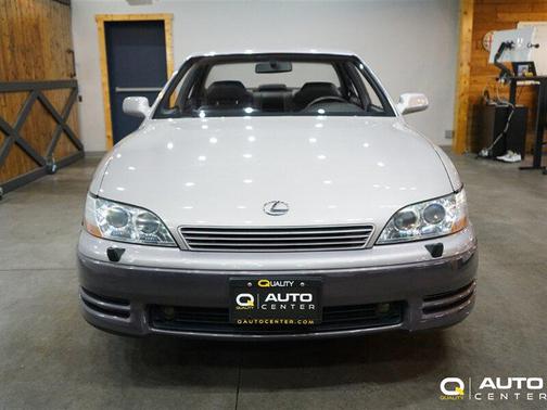 1994 Lexus ES 300 Base