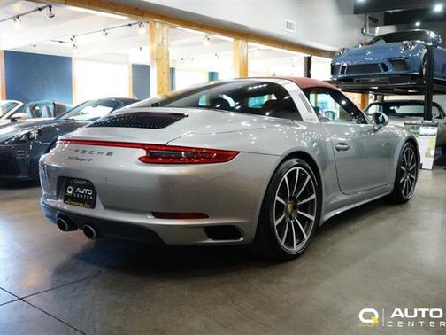 2017 Porsche 911 Targa 4