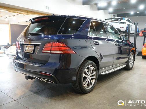 Lunar Blue Metallic 2017 Mercedes-Benz GLE 400 Base 4MATIC