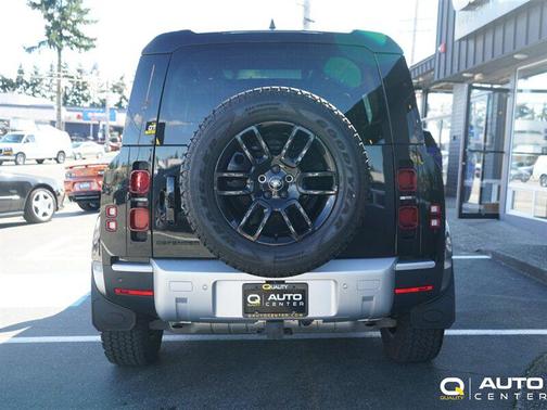Santorini Black Metallic 2024 Land Rover Defender 110 P300