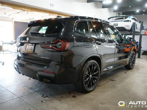Carbon Black Metallic 2024 BMW X3 xDrive30i
