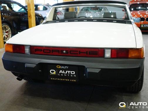 Photo 5 of 30 of 1975 Porsche 914