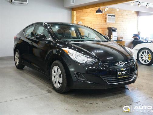 Midnight Black Mica 2013 Hyundai ELANTRA GLS