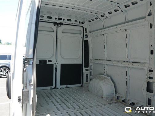 Bright White Clearcoat 2025 RAM ProMaster 2500 Tradesman