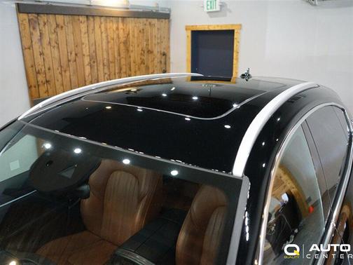 Nero 2021 Maserati Levante Base