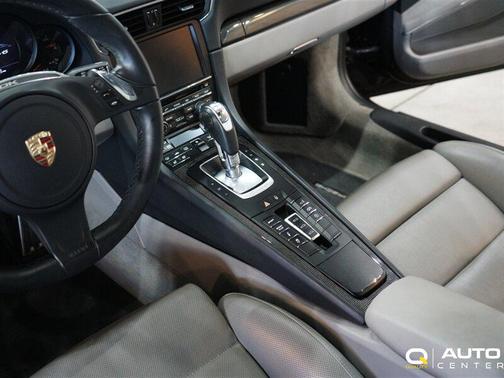 2013 Porsche 911 Carrera 4S