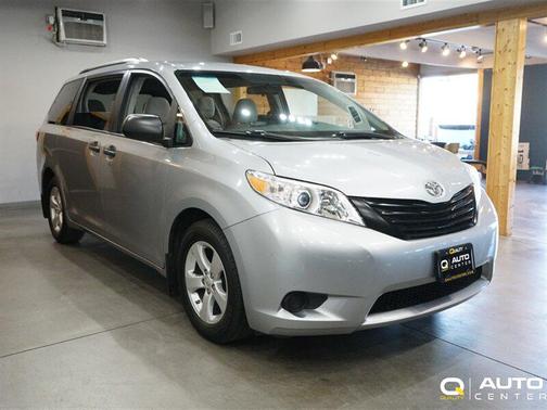 2015 Toyota Sienna L