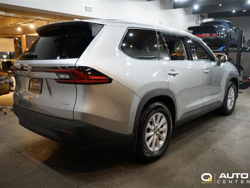 2025 Toyota Grand Highlander Hybrid XLE