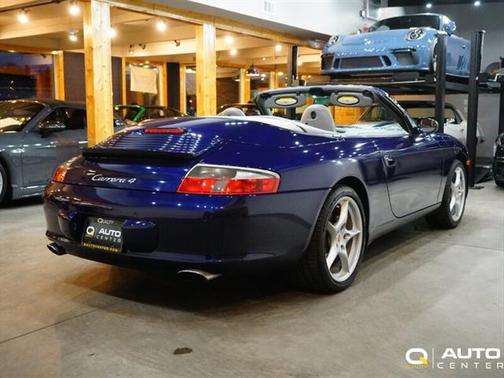 2002 Porsche 911 Carrera 4