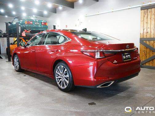 Matador Red Mica 2019 Lexus ES 350 Base