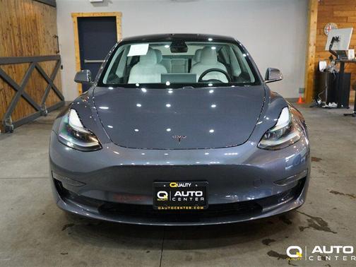 Midnight Silver Metallic 2021 Tesla Model 3 Standard Range Plus