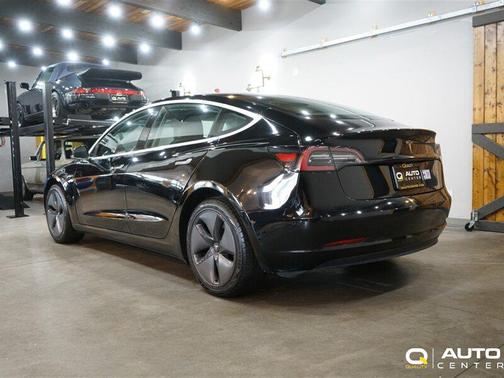 Solid Black 2019 Tesla Model 3 Standard Range Plus