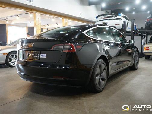 Solid Black 2019 Tesla Model 3 Standard Range Plus