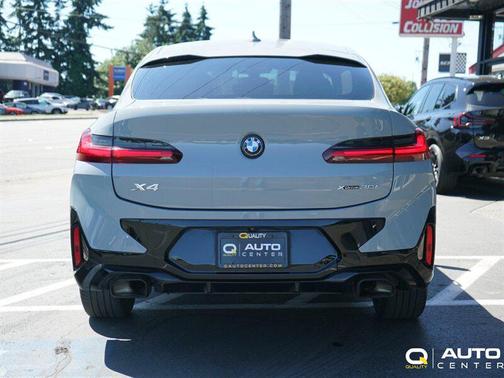 Brooklyn Grey Metallic 2024 BMW X4 xDrive30i