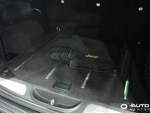 2014 Jeep Grand Cherokee SRT for sale in Lynnwood, WA - image 37