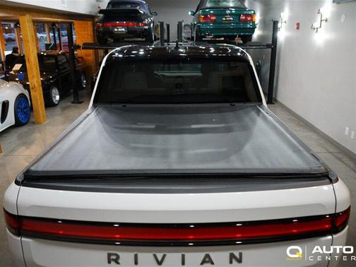 2022 Rivian R1T Adventure