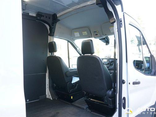 Oxford White 2024 Ford Transit-250 Base