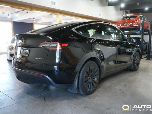 2024 Tesla Model Y Long Range Dual Motor All-Wheel Drive