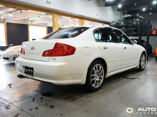 Ivory Pearl 2006 INFINITI G35 Base