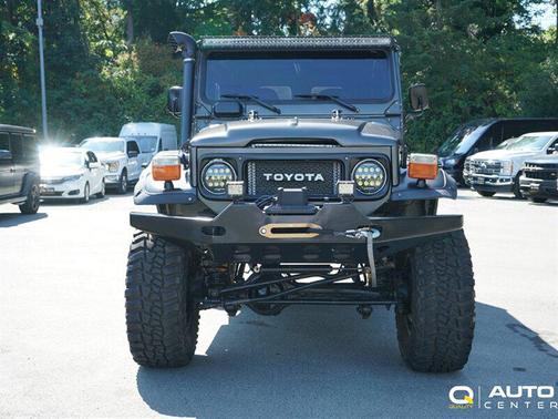1984 Toyota Land Cruiser Base