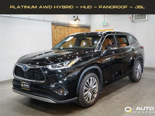 2021 Toyota Highlander Hybrid Platinum