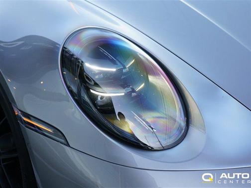 2025 Porsche 911 Carrera 4 GTS