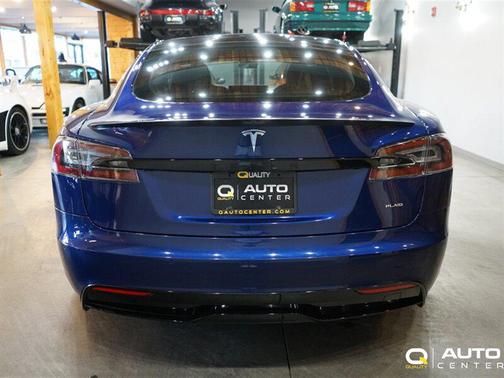 2022 Tesla Model S Plaid