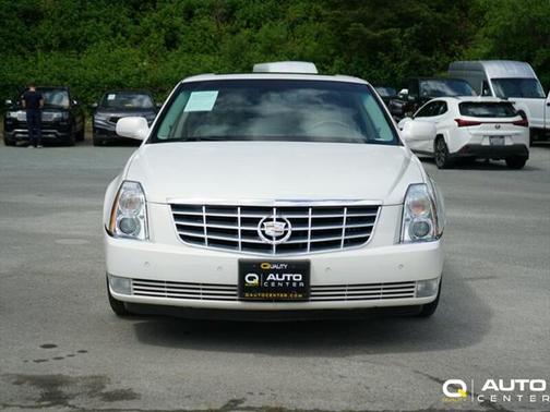 2006 Cadillac DTS Base